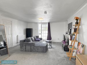 Sitting room- click for photo gallery